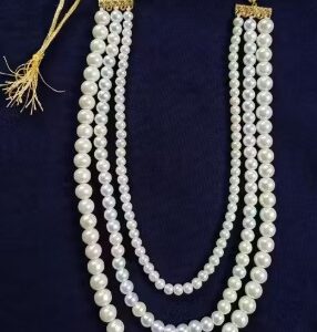 Private Label Traditional Pearl 3 Layered Necklace