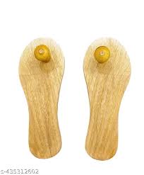 Wooden Slipper For Unisex Size 8