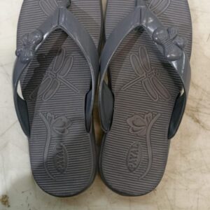 Women Slippers Black Colour Size 7