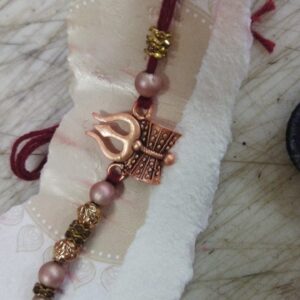 Golden And Red Color Damru Design Rakhi