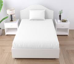 White Premium Cotton Single Bedsheet 155 Cm X 245 Cm With 1 Pillow