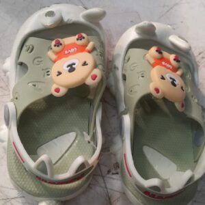 Boys Clogs Green Size 22