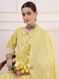 Anouk Women Floral Printed Cotton Kurta With Palazzo Dupatta Xxl