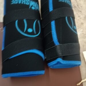 Thigh Brace Sleeves Leg Protective Padded Shorts For Volleyball Football Basketball 2 Pic