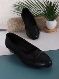 Denill Round Toe Comfort Heel Pumps Black Size 6