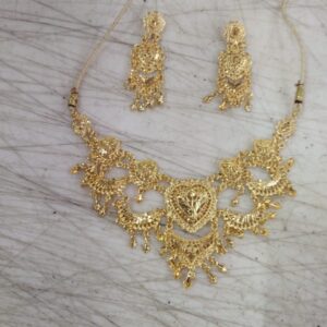 Golden Color Women Designer Jewellery Set