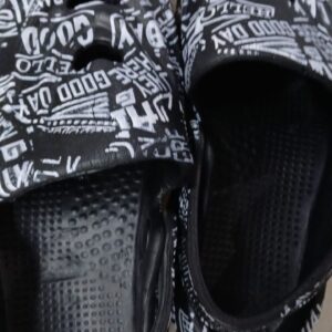 Clogs Sandal For Men Color White Black Size 6