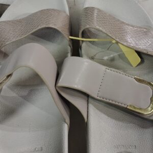 Soft Comfort Stylish Slip On Sliders Size 6