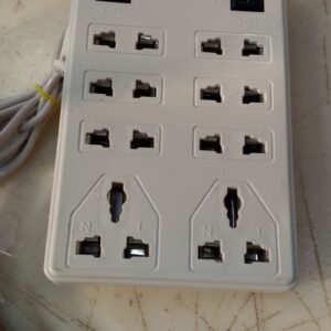 Plastic Multi User Extension Board With Cord Cable 8 Socket