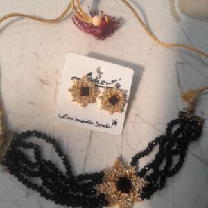 Womens Black Beads Necklace Set