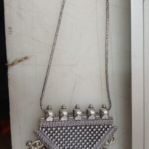 Necklace For Women Colour Silver