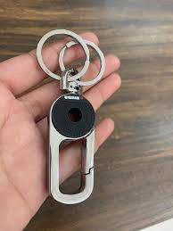 Qo Metal Antique Double Key Ring Hook Keychain