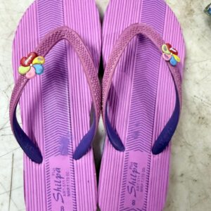 Women Slipper Pink Color Size 8