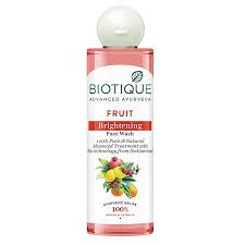 Biotique Advanced Ayurveda Fruit Brightening Face Wash 200Ml
