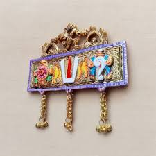 Sp Handicrafts Shankh Chakra Namah Latkan Decorative Showpiece 16 Cm Aluminium Gold Multicolor