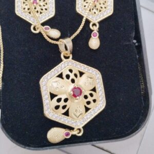 Dj Dadu Golden Color Pendant Chain Set Set For Women
