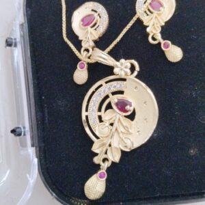 Dj Dadu Golden Color Pendant Chain Set Set For Women