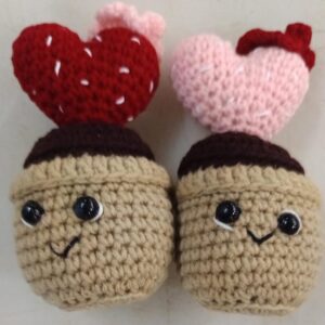 Heart Crochet Pot With Smiley Pack Of 2