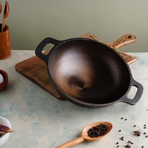 Marc Preseasoned Cast Iron Deep Kadai 2Point5 L