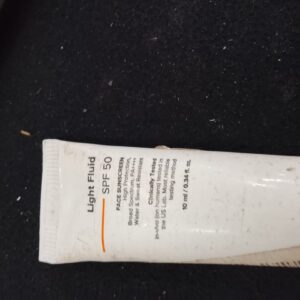 Light Fluid Spf 50 Sunscreen 10 Ml