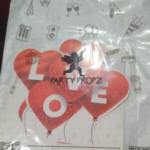 Party propz love red colour