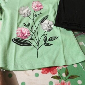 Private Lable round neck full sleeve tshirt with pant for girls green colour sizev 6