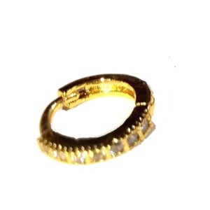 Private Lable White Stone With Golden Colour Round Shape Nose pin For women Pack of 1