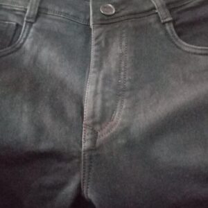 Intribe Cotton Denim Flat Front Mid Rise Full Length Regular Fit Black trouser for men size 32