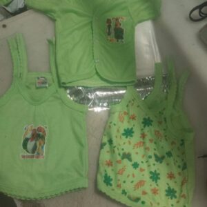 Private Lable kids boys girls top wear set of 3 pcs green Size 0 3 M