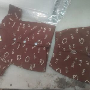 Dee gee girls boys top bottom set brown colour Size