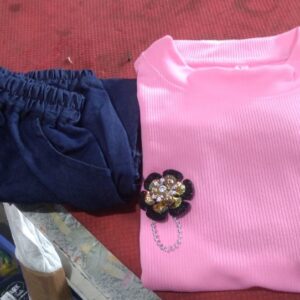 Private Label fashionble leggings and pink tshort t shirt set size 34