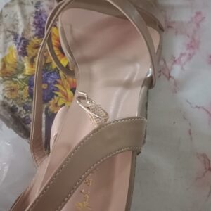 Women Sandel 38 Size