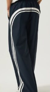 Everdion navy blue race track pants size s