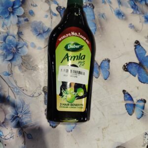 Dabur Amla Hair Oil 550 ml For Strong Long and Thick hair Nourishes Scalp Controls Hair Fall Strengthens Hair and Promotes Hair Growth