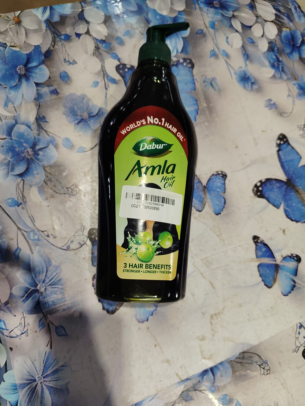 Dabur Amla Hair Oil 550 ml For Strong Long and Thick hair Nourishes Scalp Controls Hair Fall Strengthens Hair and Promotes Hair Growth