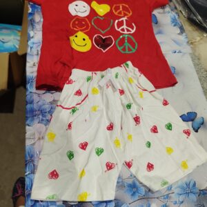 Private Label KIDS CLOTHING SET RED AND WHITE COLOUR 24 SIZE
