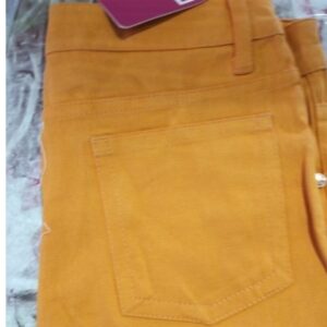 NOW GIRLS SHORTS YELLOW 13 TO 14 Y