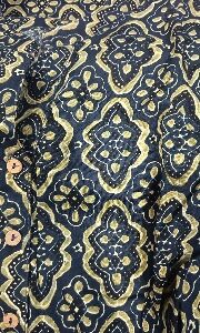 Utsa Womens Multicolour Kurti M Size