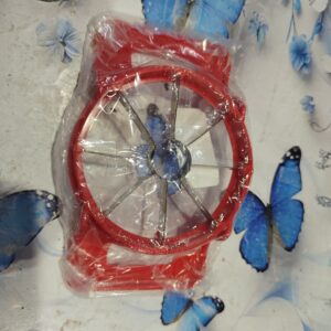 Good Quality Apple CutterSlicer with the sharp stainless steel blades Easy to get exact 8 slices of the apple Slicer 1 Apple Cutter Apple Grater and Slicer