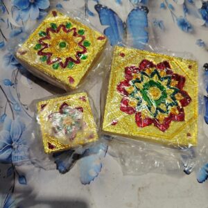 Private Label Handicraft Wooden 3 Pcs Set Chowki 22 Inch Gold Meena