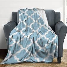 Blue And White Patterned Fleece Single Bedsheet