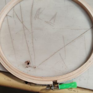 Wooden Embroidery Hoop Ring Frame With Iron Key 1Pcs