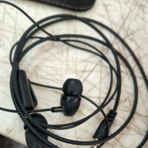 Lc Causes 310 Base Black Color Headphones