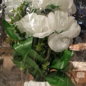 Premium White Flower Bunch Pot For Home Decor Item