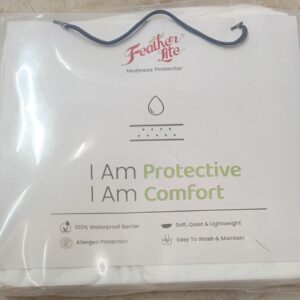 Featherlite Single Mattress Protector 1Point82 Mtr X 1Point97 Mtr Colour White