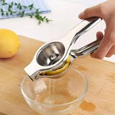 Stainless Steel Lemon Squeezer With Comfortable Handle 1Pc