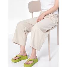 Carlton London Women S Elevated Jelly Platform Thong Sandals Leave Color Size 36