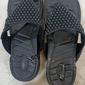 Women Slippers Black Colour Size 7