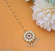 Twinkling Bejeweled Maangtika