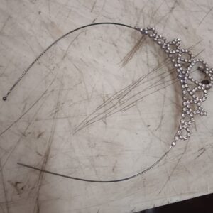 Proplady Wedding Stylish Embellished Hair Tiara For Girls Women Hair Chain Silver White